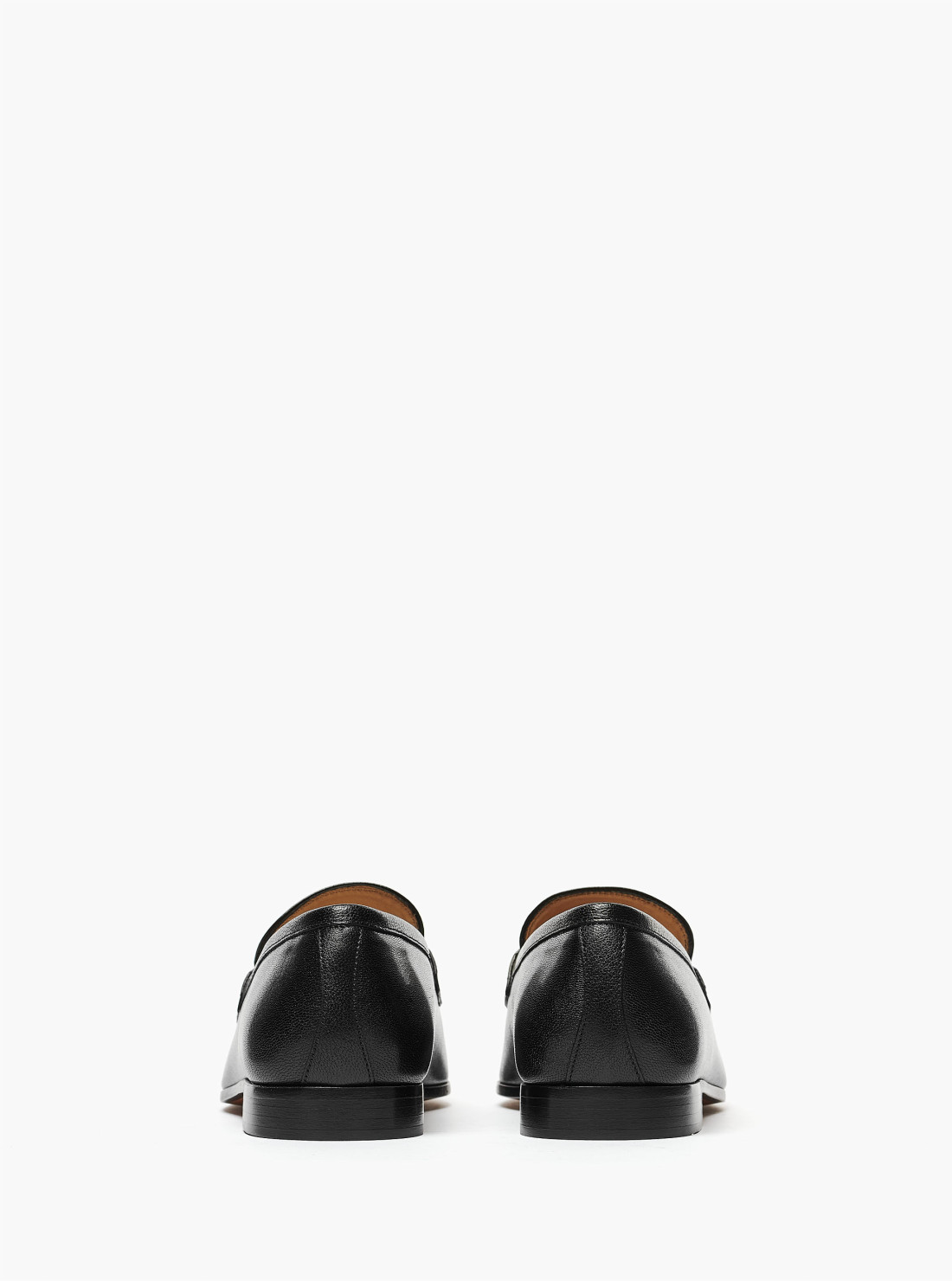 V logo Signature Kidskin Loafer