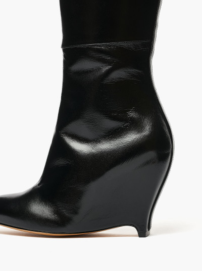 Heel-less Boots 2