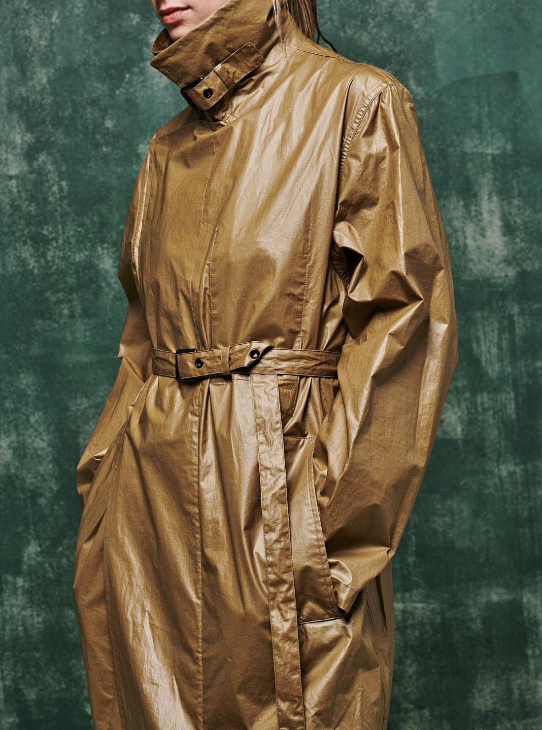 Light wrap coat in light coated cotton