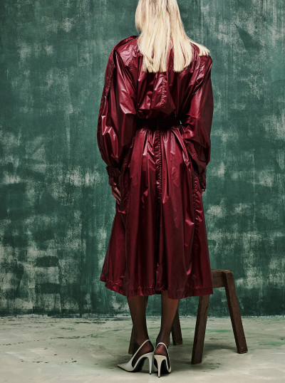 Lavalliere trench coat 2